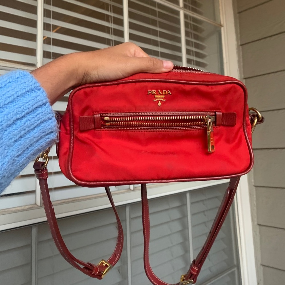 Vintage Red Prada Nylon Crossbody 🔥